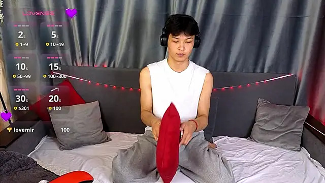 XanneLL online show from February 28, 8:08 pm