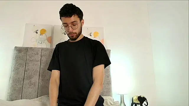 James Potter  online show from February 27, 7:24 pm