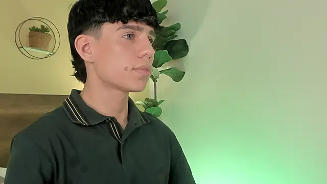 Angel eros  online show from February 20, 6:19 am