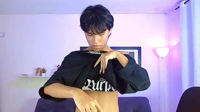 Maecum18 online show from February 13, 10:37 pm