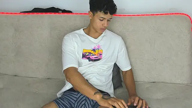  Alex Colton online show from April 23, 3:11 am