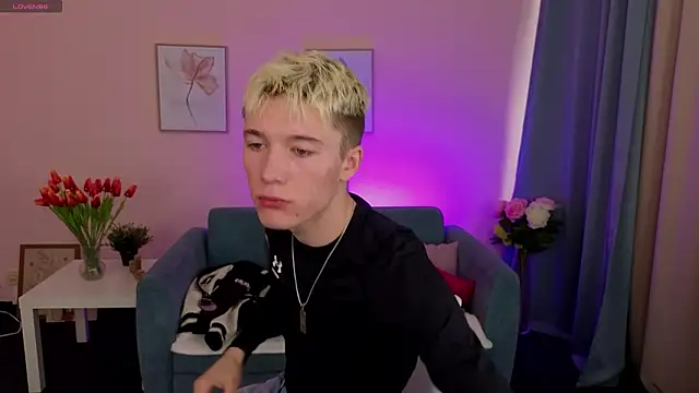 KevinParke online show from March 19, 10:51 am