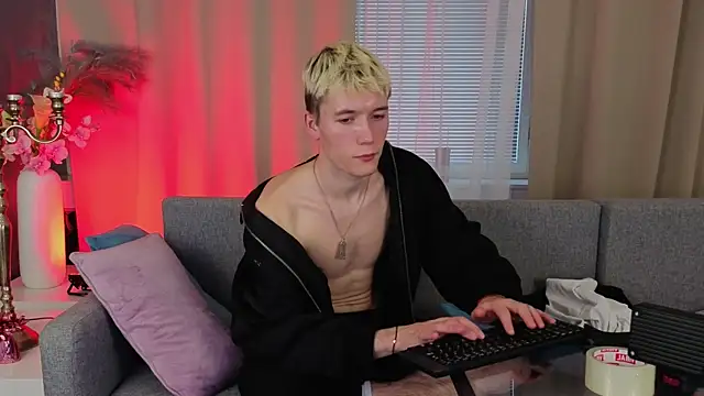 KevinParke online show from April 2, 5:10 pm