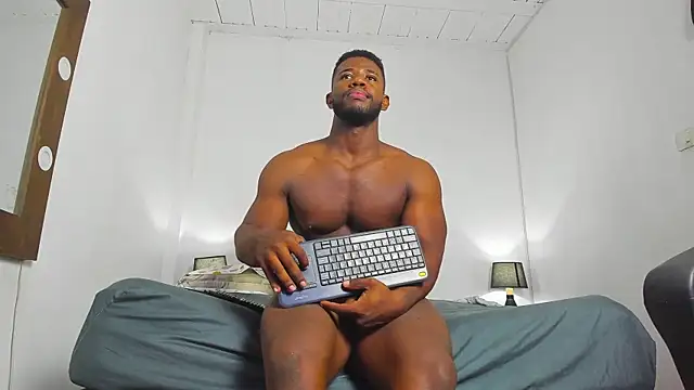 James McBoy online show from March 5, 1:13 am