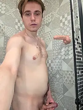 Toyi7382 online show from April 8, 8:36 am