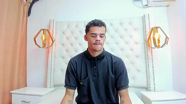 samuel wyatt online show from May 11, 12:29 pm