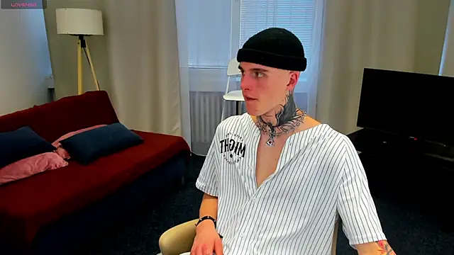 LucassMorgan online show from February 19, 1:51 pm