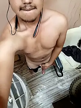 chocolatesboy143 online show from April 30, 5:42 pm