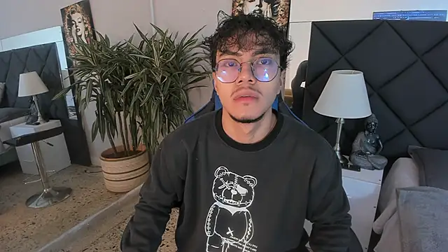 kai storn online show from March 22, 11:26 am