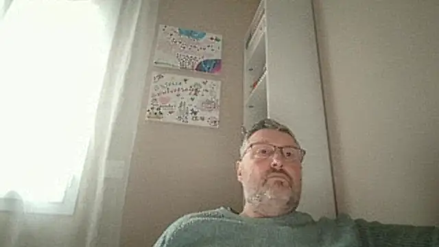 doudou310 online show from February 22, 7:43 am