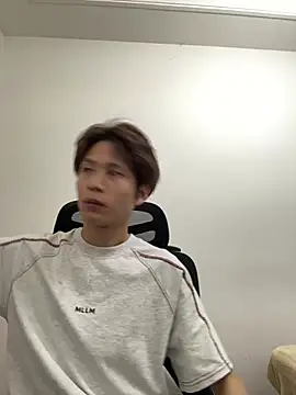 SM 004 online show from March 25, 12:09 pm