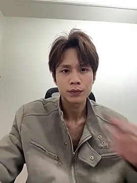 SM 004 online show from March 27, 11:33 am