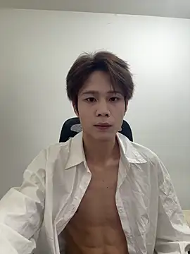 SM 004 online show from March 20, 11:36 am