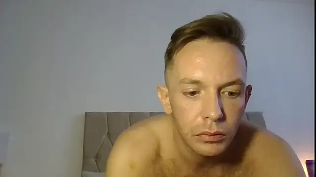 verscub6969 online show from April 18, 1:34 pm