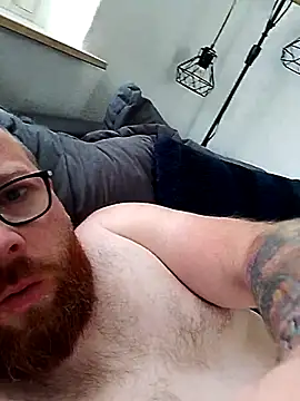 Schaschi 90 online show from May 5, 9:44 am