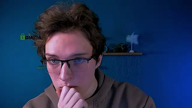 noir kai online show from February 1, 9:52 am