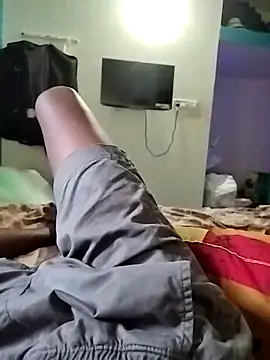 tamilpaiyan989 online show from April 14, 10:37 am