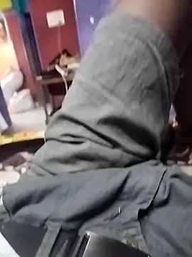 tamilpaiyan989 online show from April 8, 9:41 am