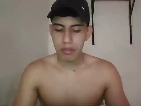 Alexcc21 online show from February 17, 1:43 pm