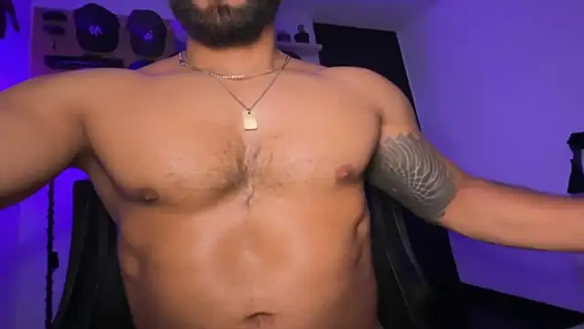 SamDornan51 online show from April 7, 4:56 am