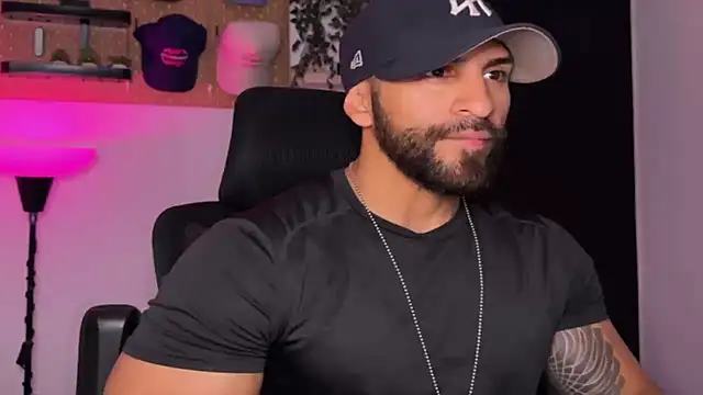 SamDornan51 online show from April 23, 3:11 am