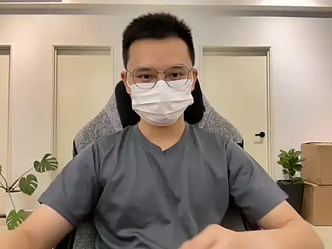 bigdomdomsss online show from February 8, 3:05 pm