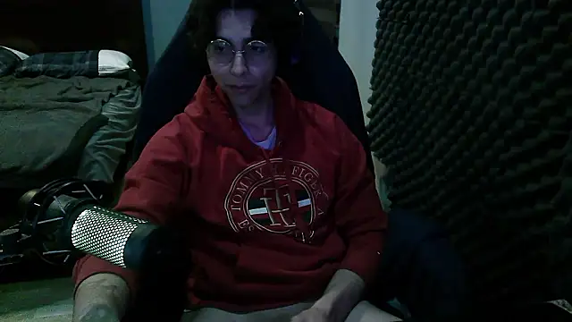 craker6999 online show from February 2, 5:28 am