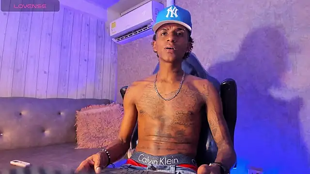 jean steevin online show from February 4, 8:37 pm