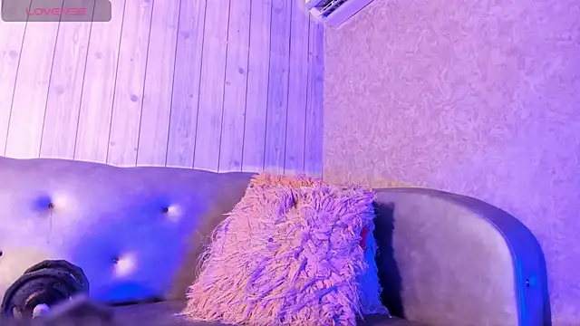 jean steevin online show from February 11, 8:36 pm