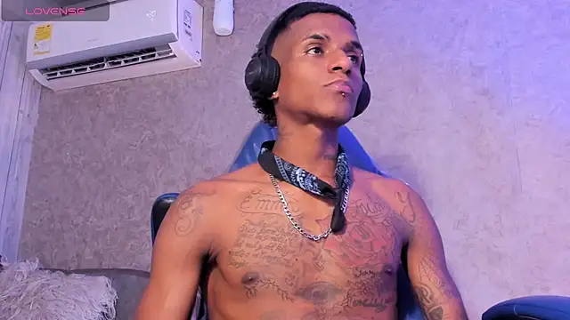 jean steevin online show from February 2, 8:39 pm