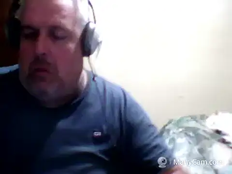 swichcassanesi online show from April 30, 8:57 pm