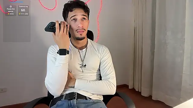 rafael stone11 online show from February 20, 1:46 am