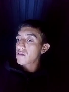 Alejo9718 online show from February 10, 6:29 am