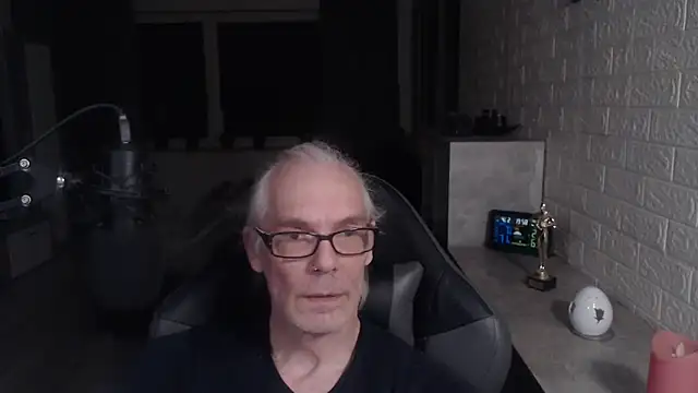 KoelnKoeln online show from February 4, 6:58 pm