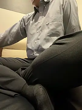 yuuuuusuke00 online show from March 9, 1:32 am