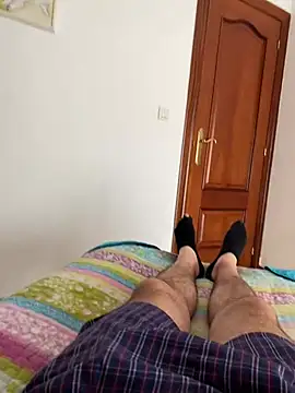 manu156789 online show from April 10, 1:07 pm