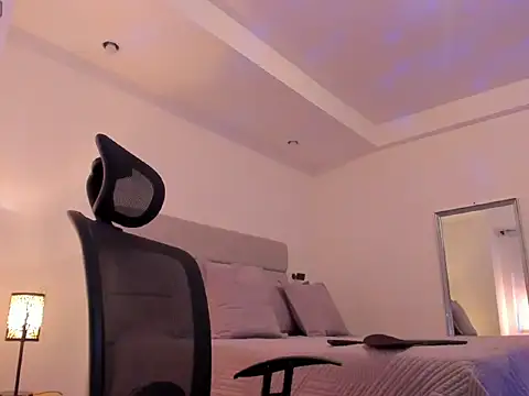 chris morgan7 online show from February 5, 10:50 pm