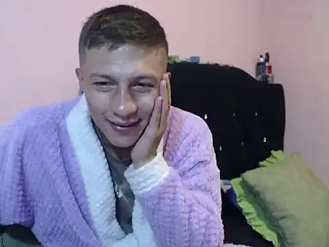 Cronos Hot 8 online show from March 22, 11:26 am