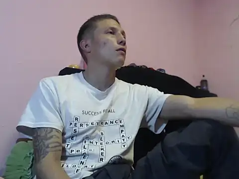 Cronos Hot 8 online show from March 5, 10:17 pm