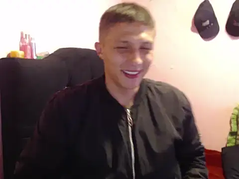 Cronos Hot 8 online show from March 27, 3:13 pm