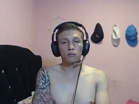 Cronos Hot 8 online show from April 5, 11:56 pm