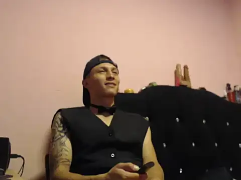 Cronos Hot 8 online show from February 7, 4:02 pm