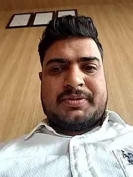 hunterkingshan online show from March 26, 6:17 am