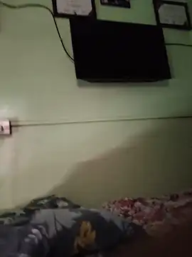 hunterkingshan online show from June 15, 2:36 am