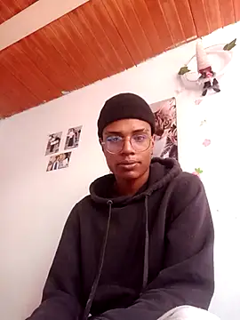 suckdream online show from March 8, 7:40 pm