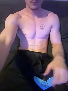 Lucas328706 online show from June 22, 6:56 pm