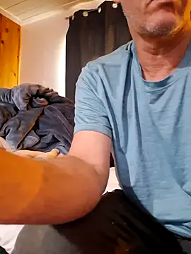sexy hottie guy online show from May 10, 3:13 pm
