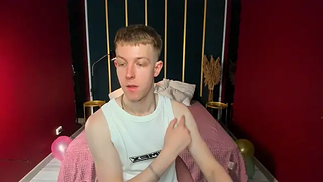 Dylan Norton online show from June 19, 11:04 am