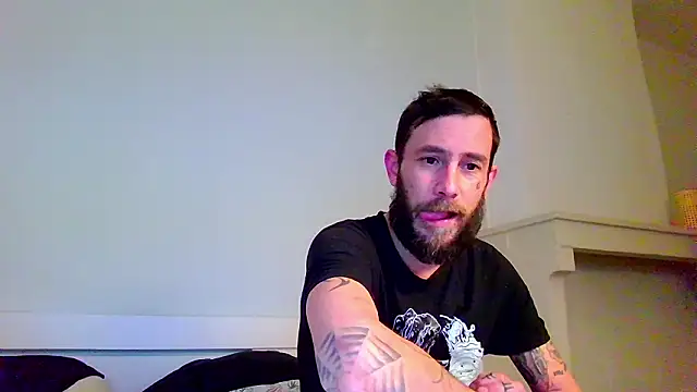 inktattoo42 online show from February 3, 12:41 am