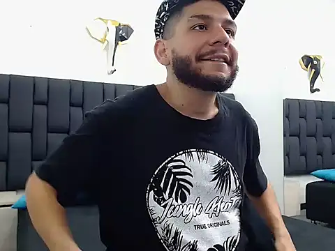 deyby hot online show from February 3, 7:41 pm